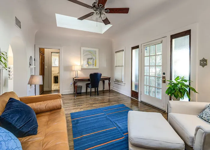 2 Mi To Downtown: Pet-friendly In Phoenix! Holiday home *