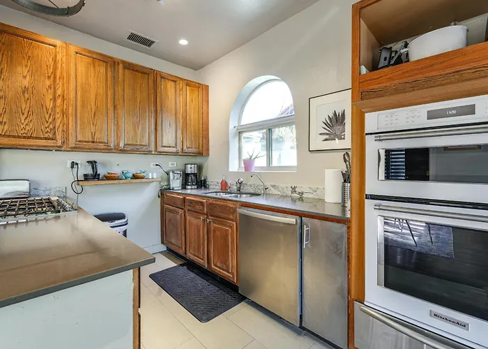 2 Mi To Downtown: Pet-friendly In Phoenix! Phoenix