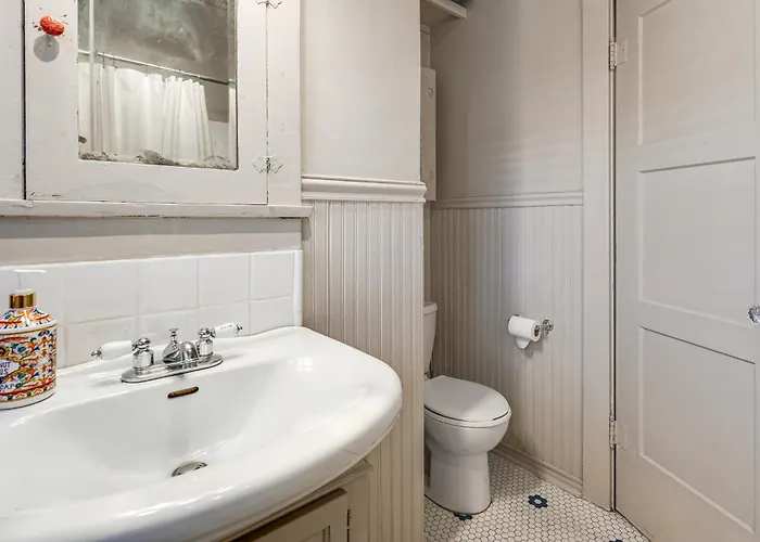 2 Mi To Downtown: Pet-friendly In Phoenix! Holiday home *